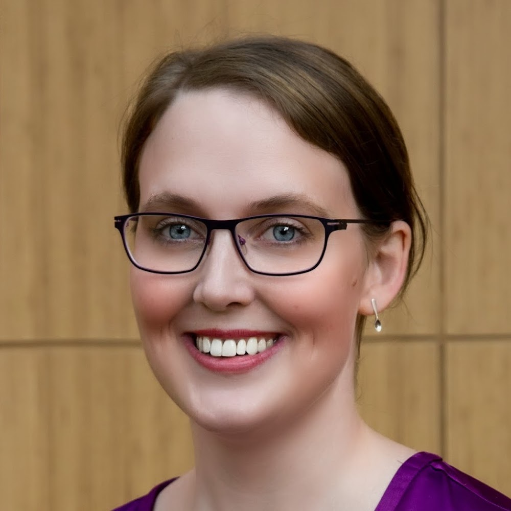 Meet your Posher, Carrie